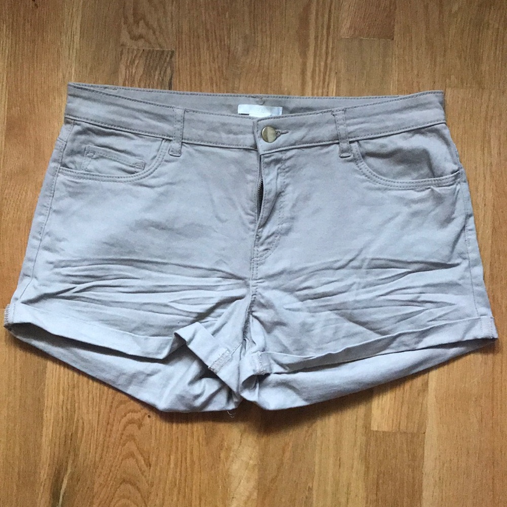 H&M Khaki Jean Shorts - Size 8